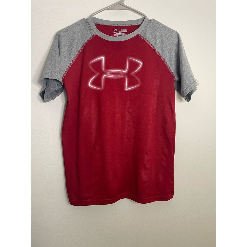 Under Armour Youth Large Loose Heat Gear Red and Gray Tee